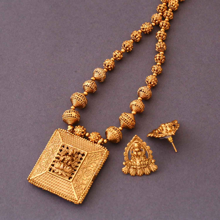 Kanyakumari Reversible Temple Jewellery Set - New Arrival
