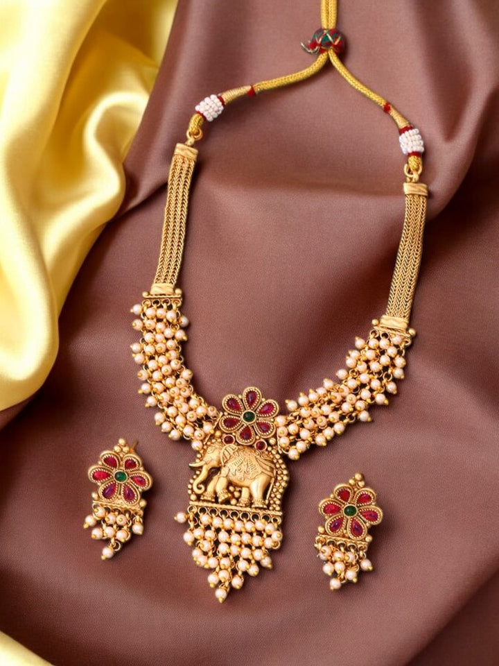 Golden Kapali Temple Jewellery Set - New Arrival