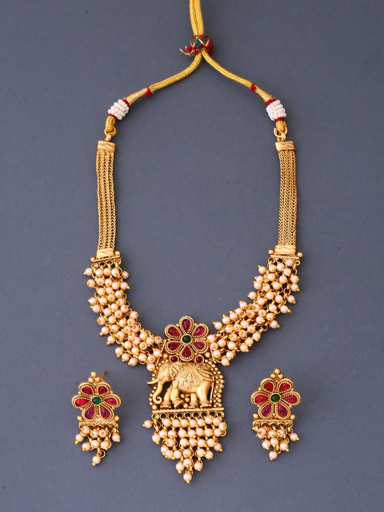 Golden Kapali Temple Jewellery Set - New Arrival