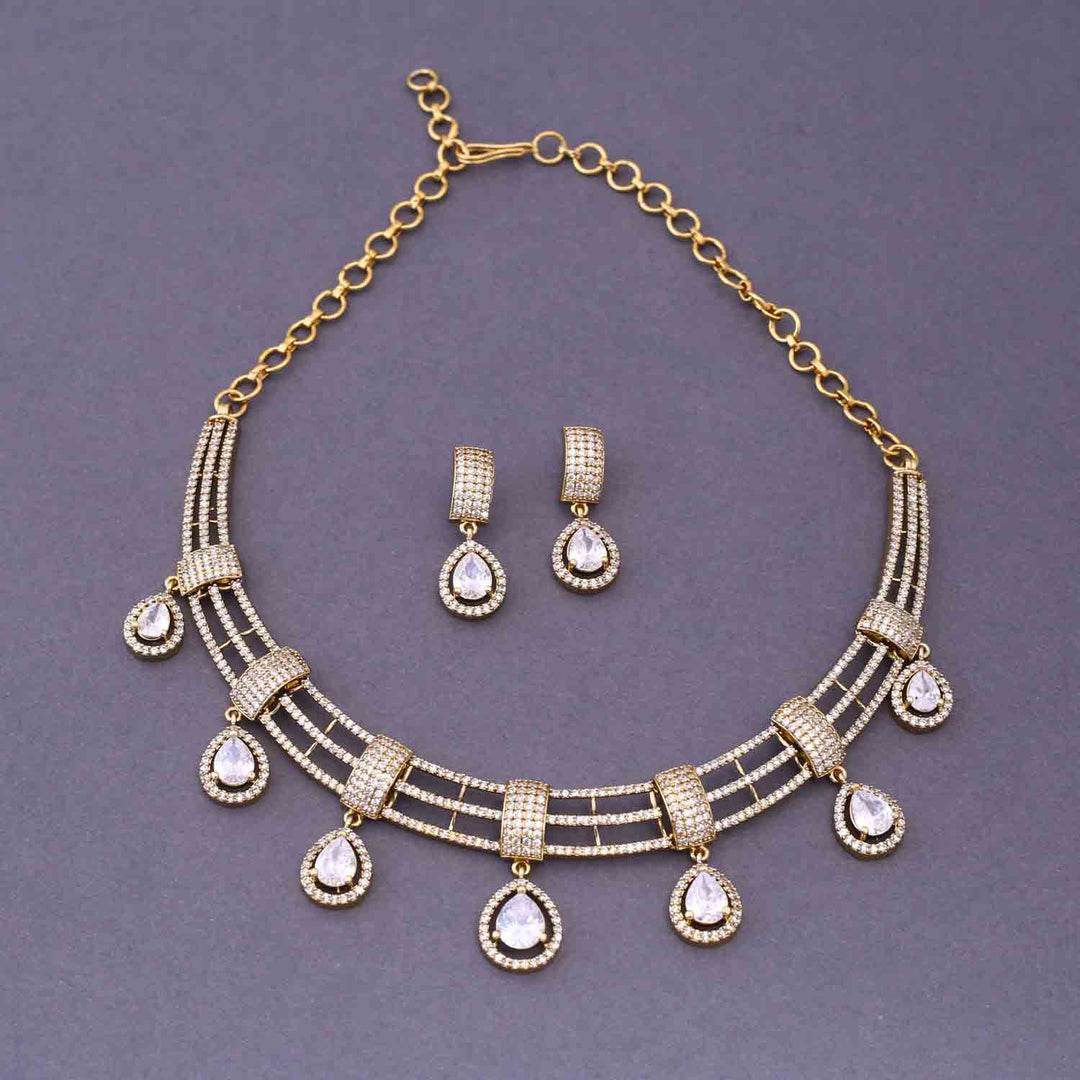 Golden Karla Victorian Jewellery Set - New Arrival