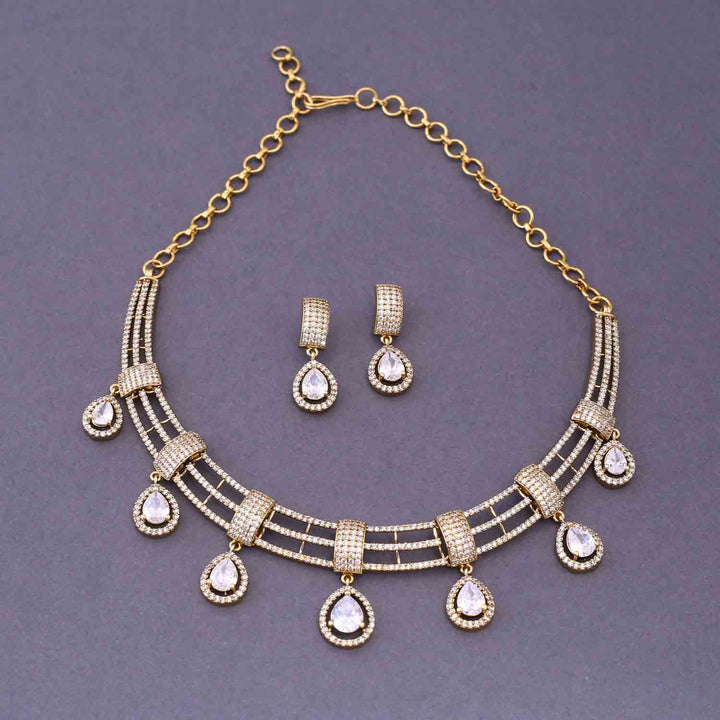 Golden Karla Victorian Jewellery Set - New Arrival