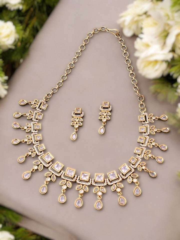 Golden Katarina Victorian Jewellery Set - New Arrival
