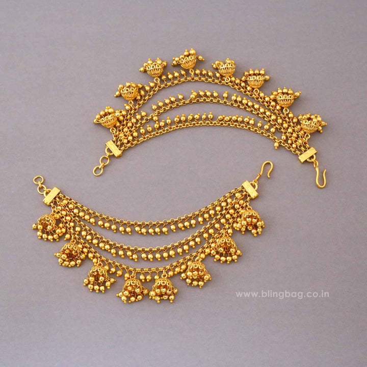 Golden Keerthisha Antique Ear Chain