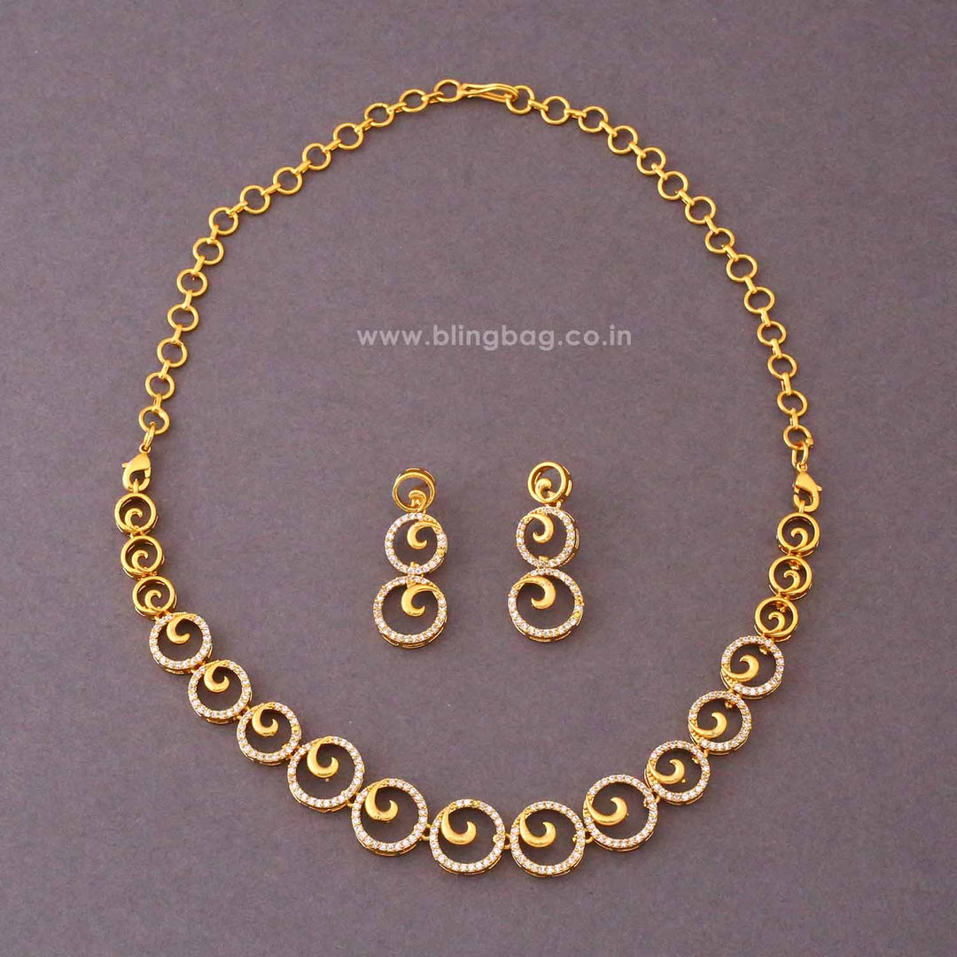 Golden Kritika Antique Jewellery Set- New Arrival