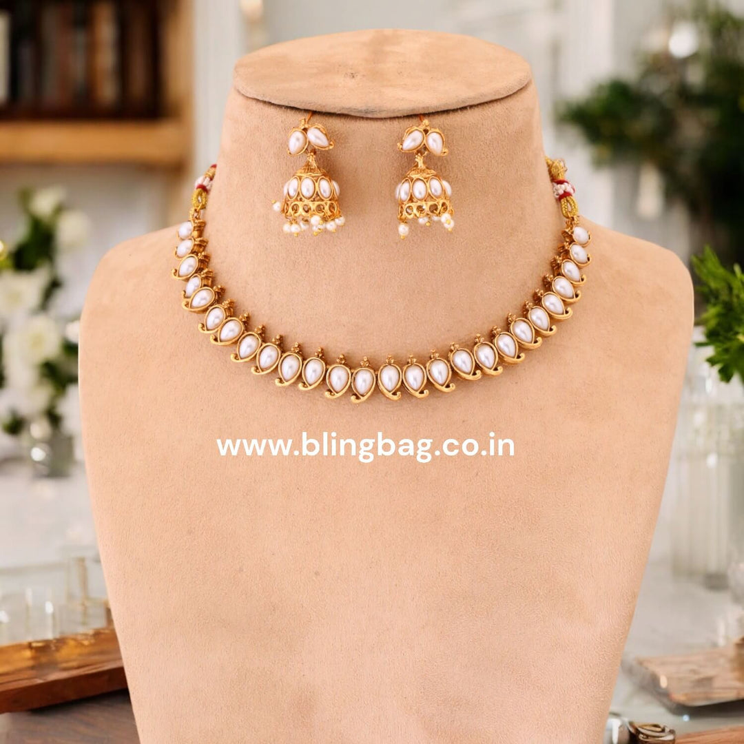 Golden Kumuda Antique Jewellery Set - New Arrival