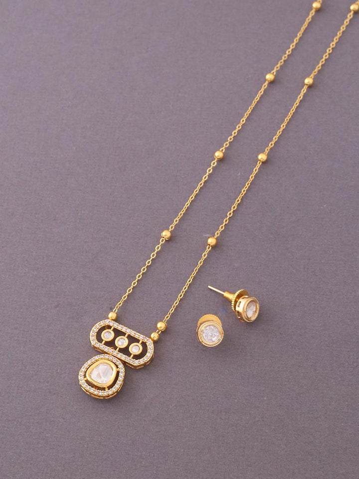 Golden Lois Pendant Set