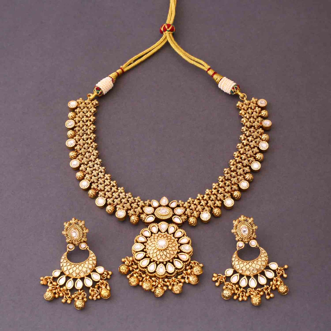 Golden Madhu Antique Rajwadi Set