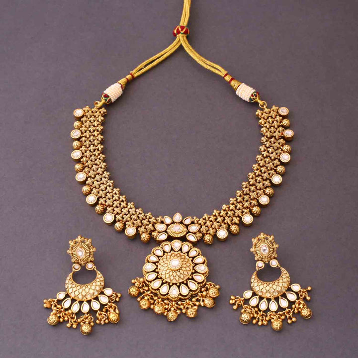 Golden Madhu Antique Rajwadi Set