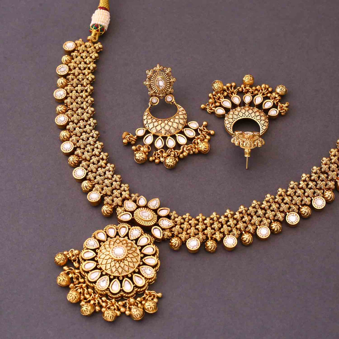 Golden Madhu Antique Rajwadi Set