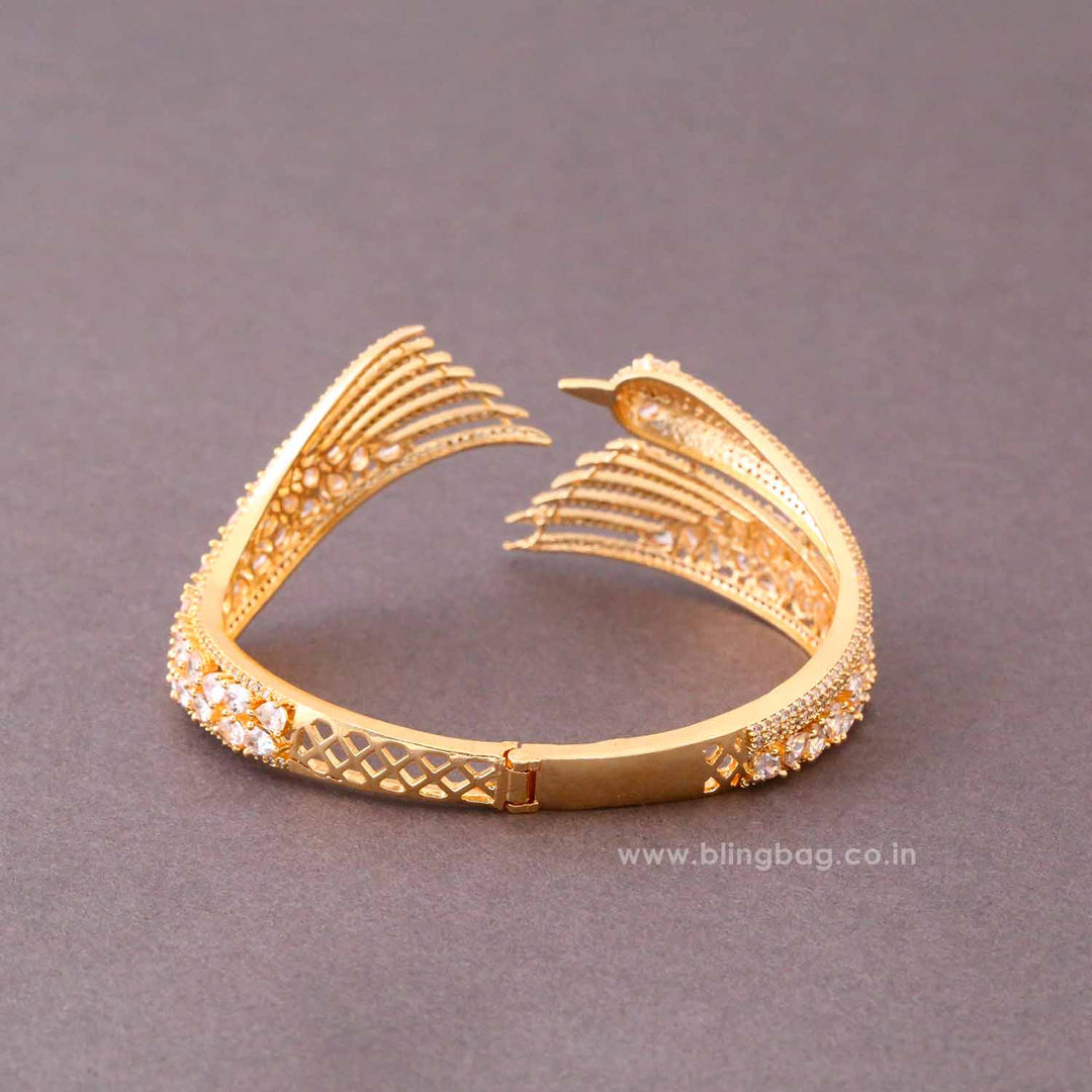 Golden Magnolia Zirconia Bracelet