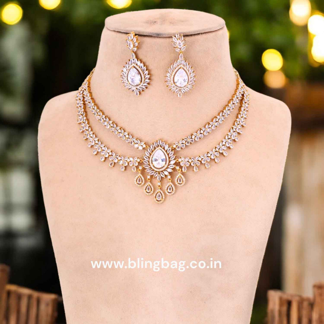 Golden Malina Victorian Jewellery Set - New Arrival