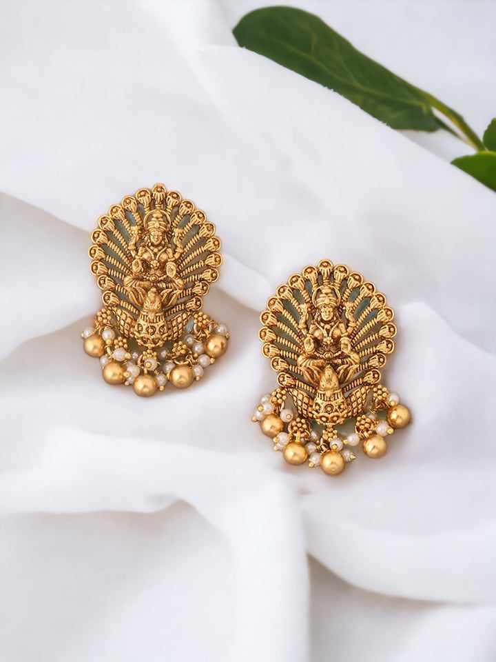 Golden Mansa Temple Studs
