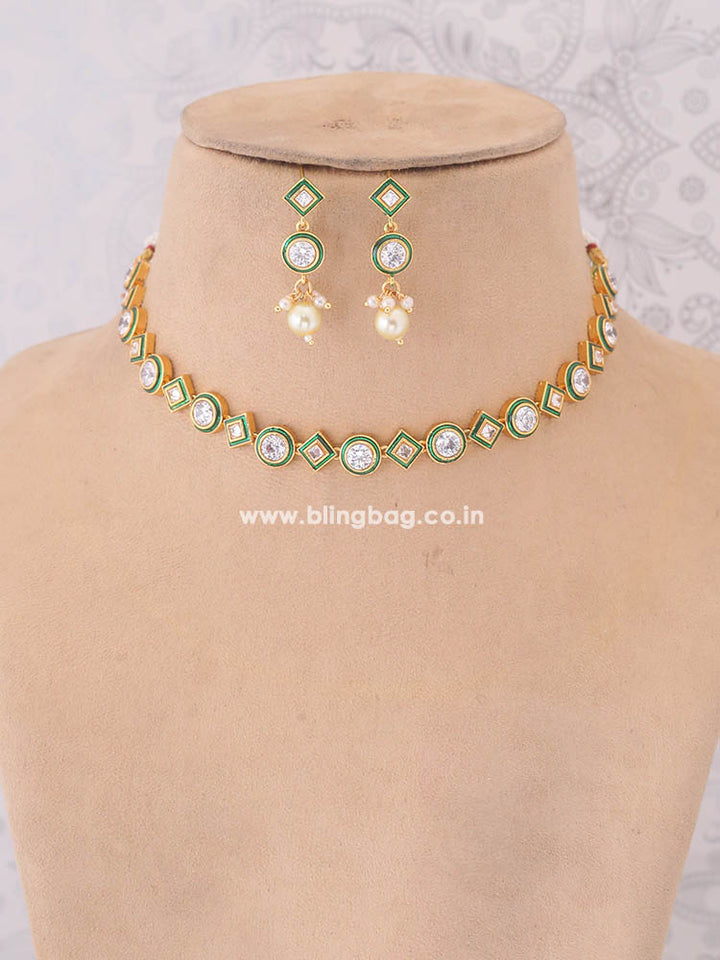 Ivory Mansvi Kundan Jewellery Set