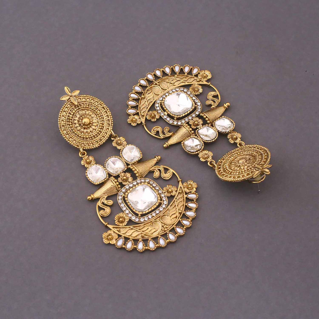 Golden Manyata Chaandbalis