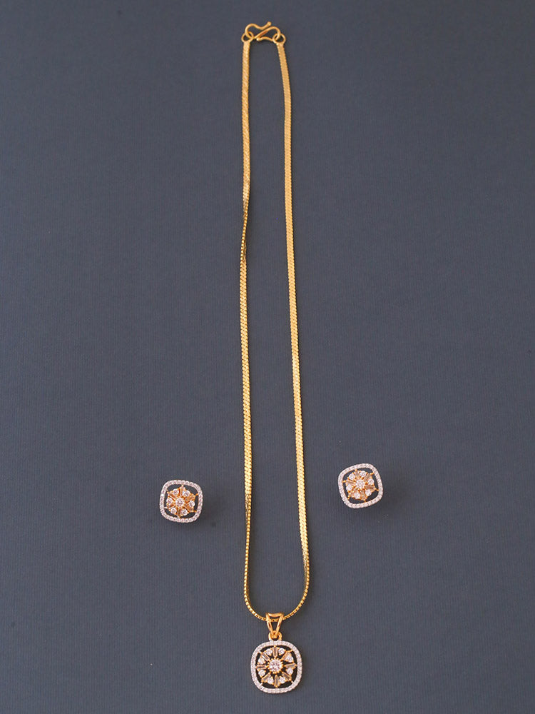Golden Mariana Pendant Set