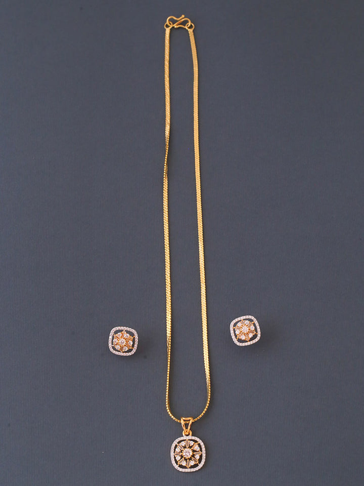 Golden Mariana Pendant Set