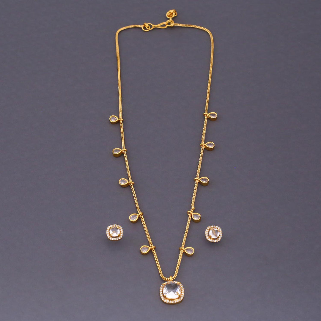 Golden Marley Zirconia Pendant Set