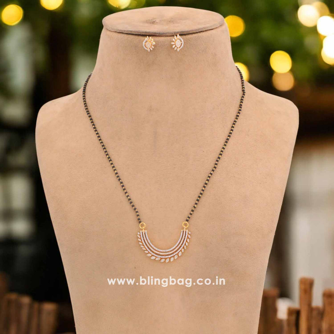 Golden Mia Mangalsutra Set