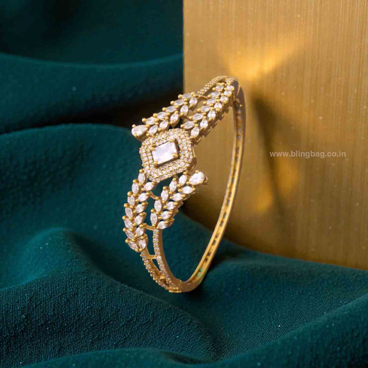 Golden Miae Victorian Bracelet