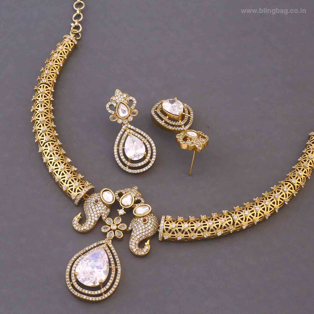 Golden Mili Victorian Jewellery Set - New Arrival