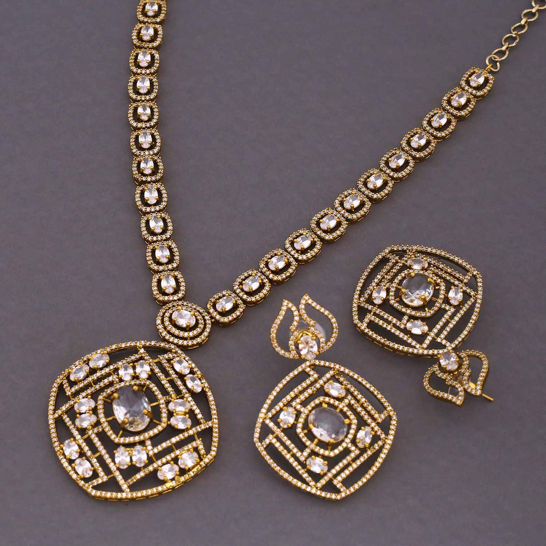 Golden Miraal Victorian Jewellery Set - New Arrival