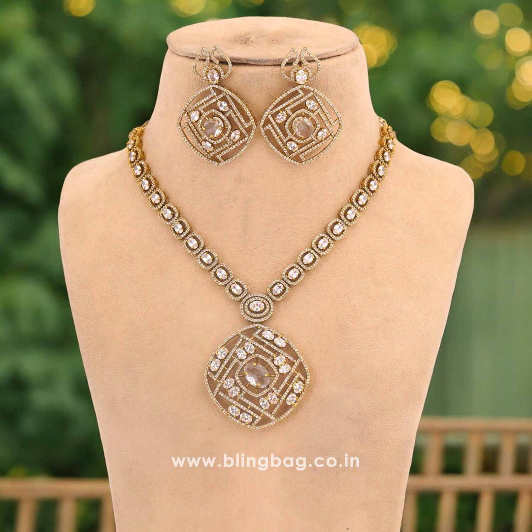 Golden Miraal Victorian Jewellery Set - New Arrival