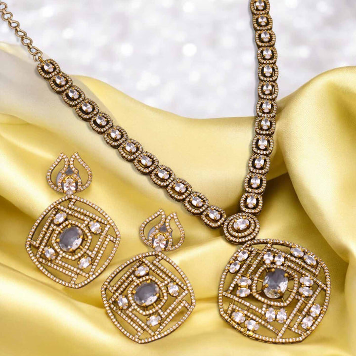 Golden Miraal Victorian Jewellery Set - New Arrival