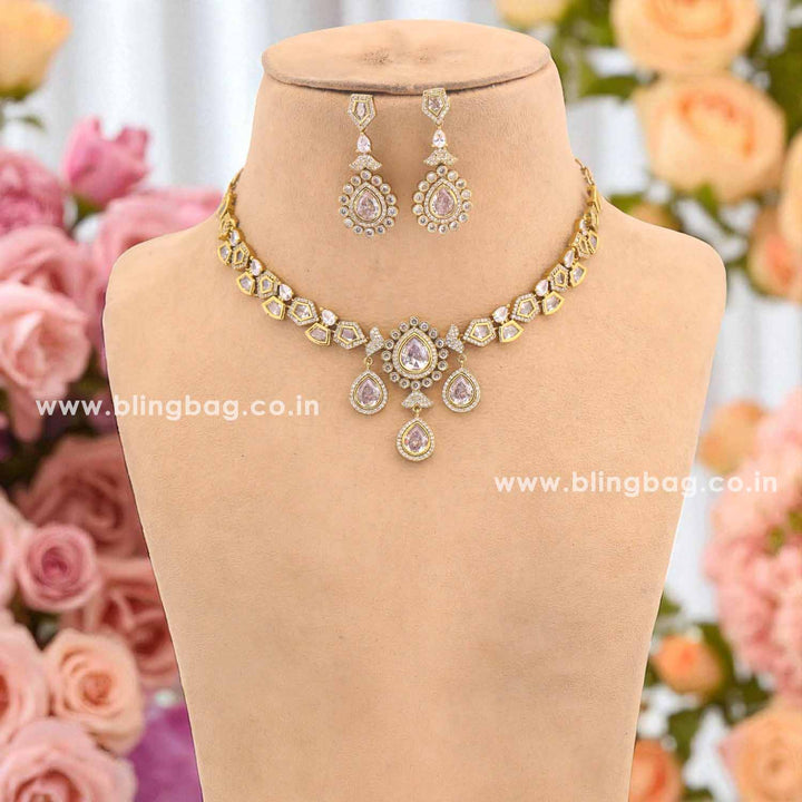 Golden Miratta Victorian Jewellery Set - New Arrival