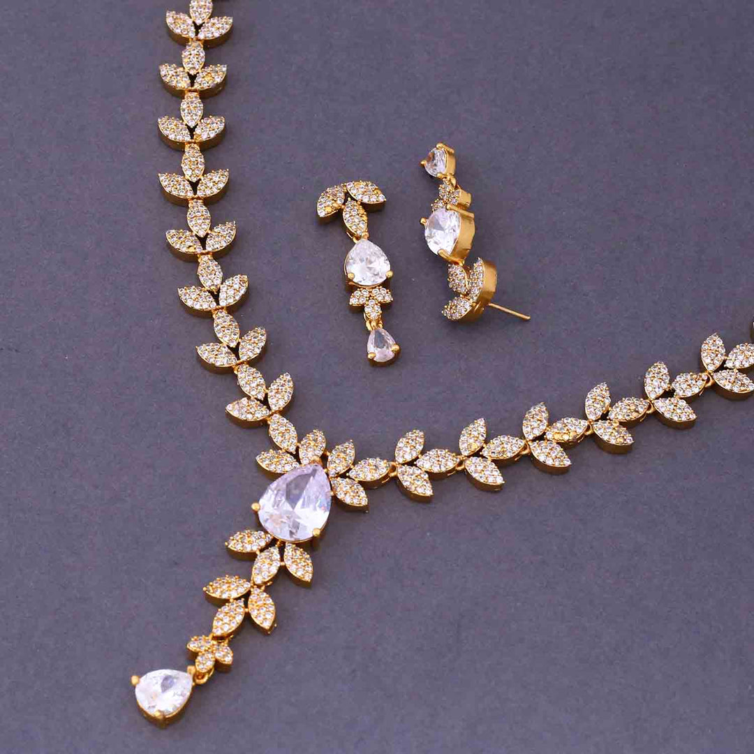 Golden Mirjana Victorian Jewellery Set - New Arrival