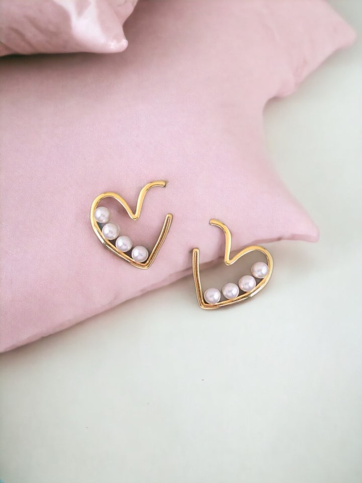 Golden Missouri Studs