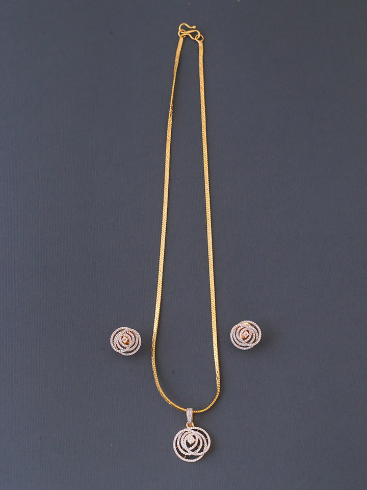 Golden Molly Pendant Set