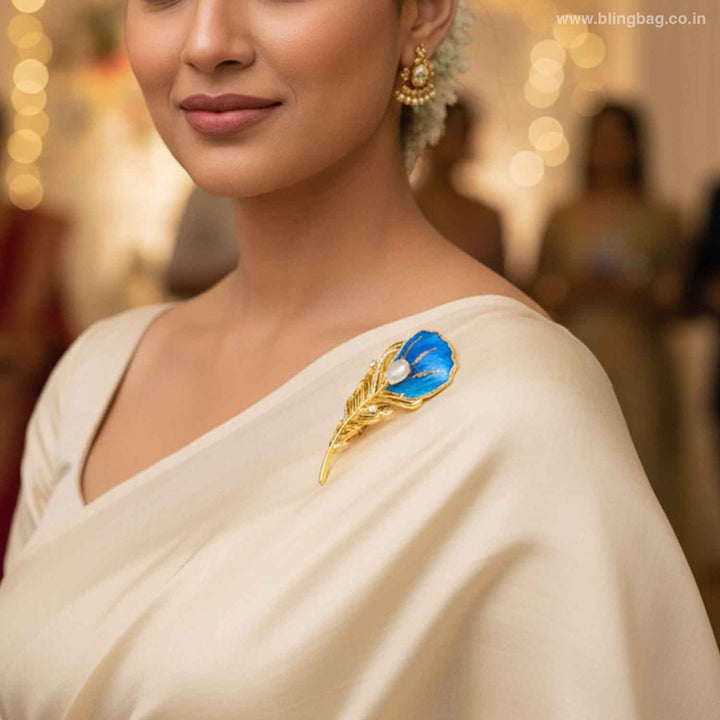 Sky Blue Mora Glint Brooch