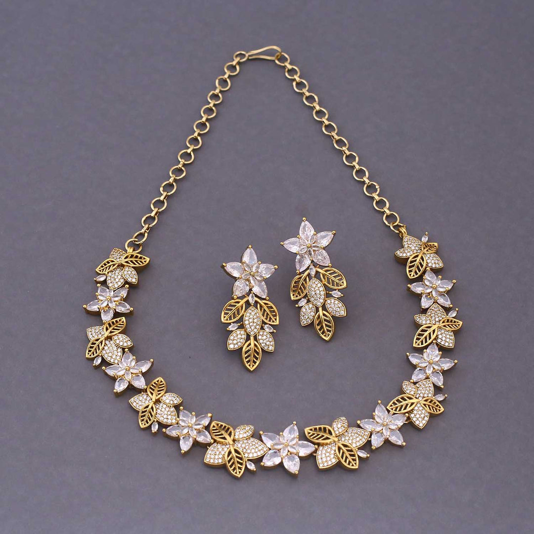 Golden Municca Victorian Jewellery Set - New Arrival