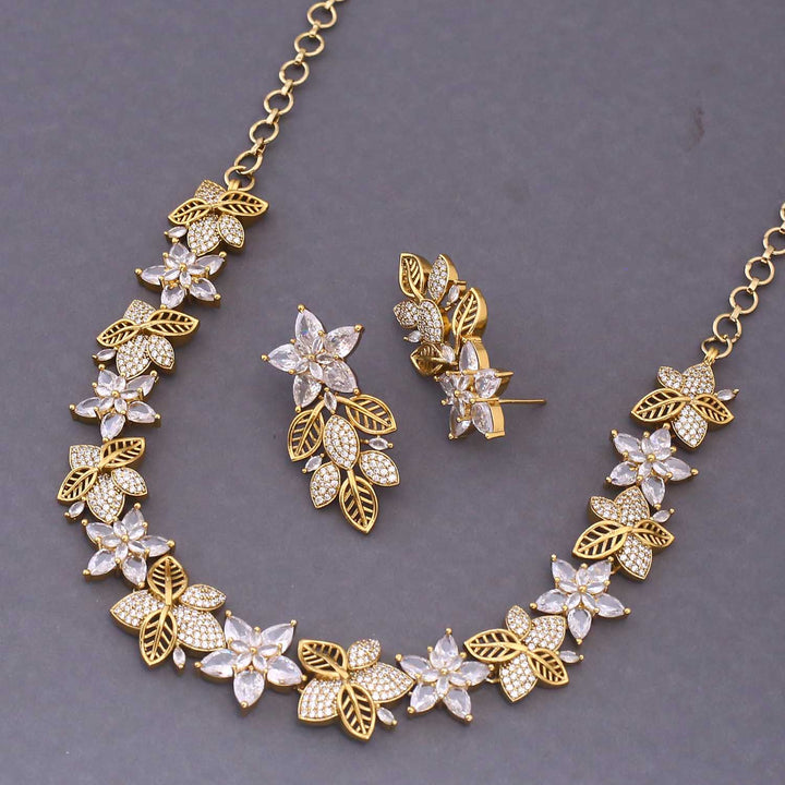 Golden Municca Victorian Jewellery Set - New Arrival