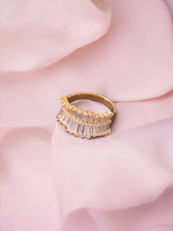 Golden Myra Zirconia Ring