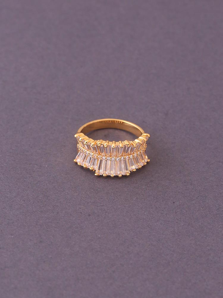 Golden Myra Zirconia Ring