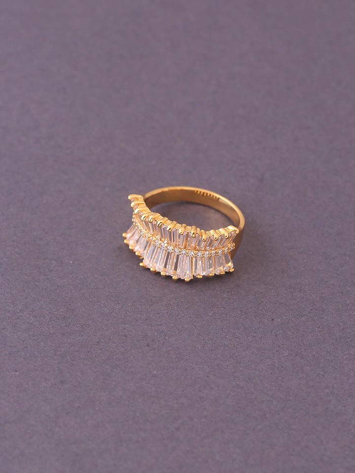 Golden Myra Zirconia Ring