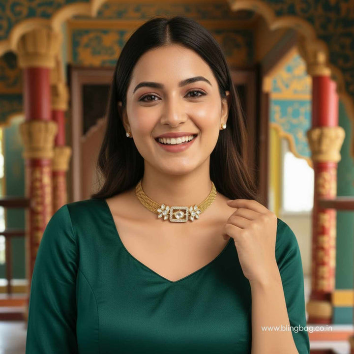 Golden Myraa Antique Jewellery Set