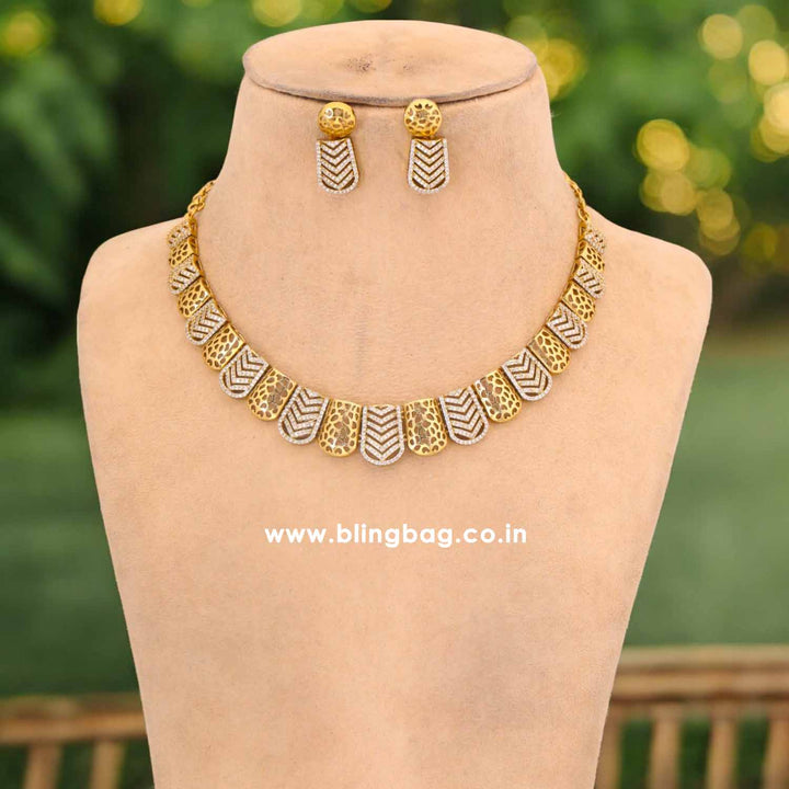 Golden Naayika Antique Jewellery Set - New Arrival