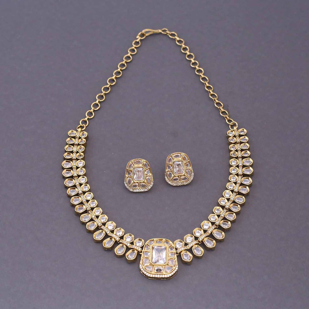 Golden Naria Victorian Jewellery Set - New Arrival