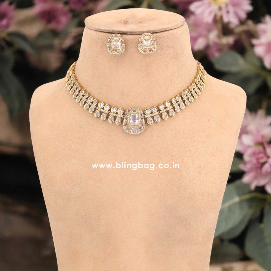 Golden Naria Victorian Jewellery Set - New Arrival