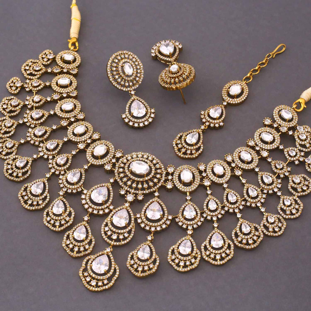 Golden Natalya Victorian Jewellery Set - New Arrival