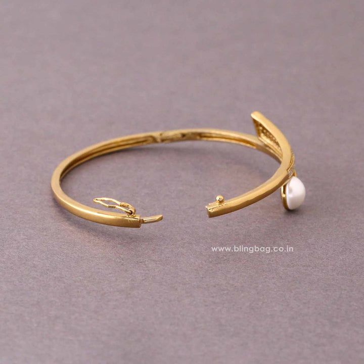 Golden Nina Bracelet