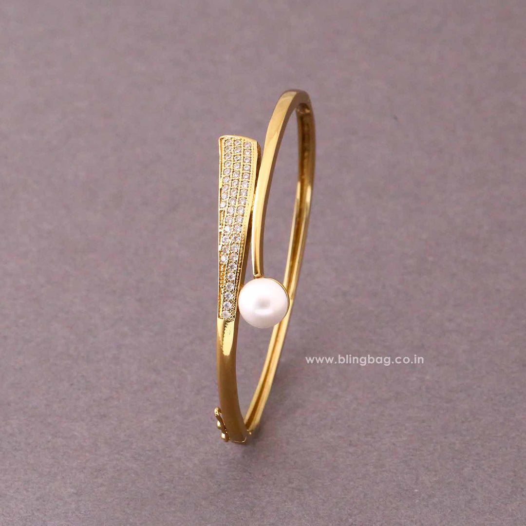 Golden Nina Bracelet