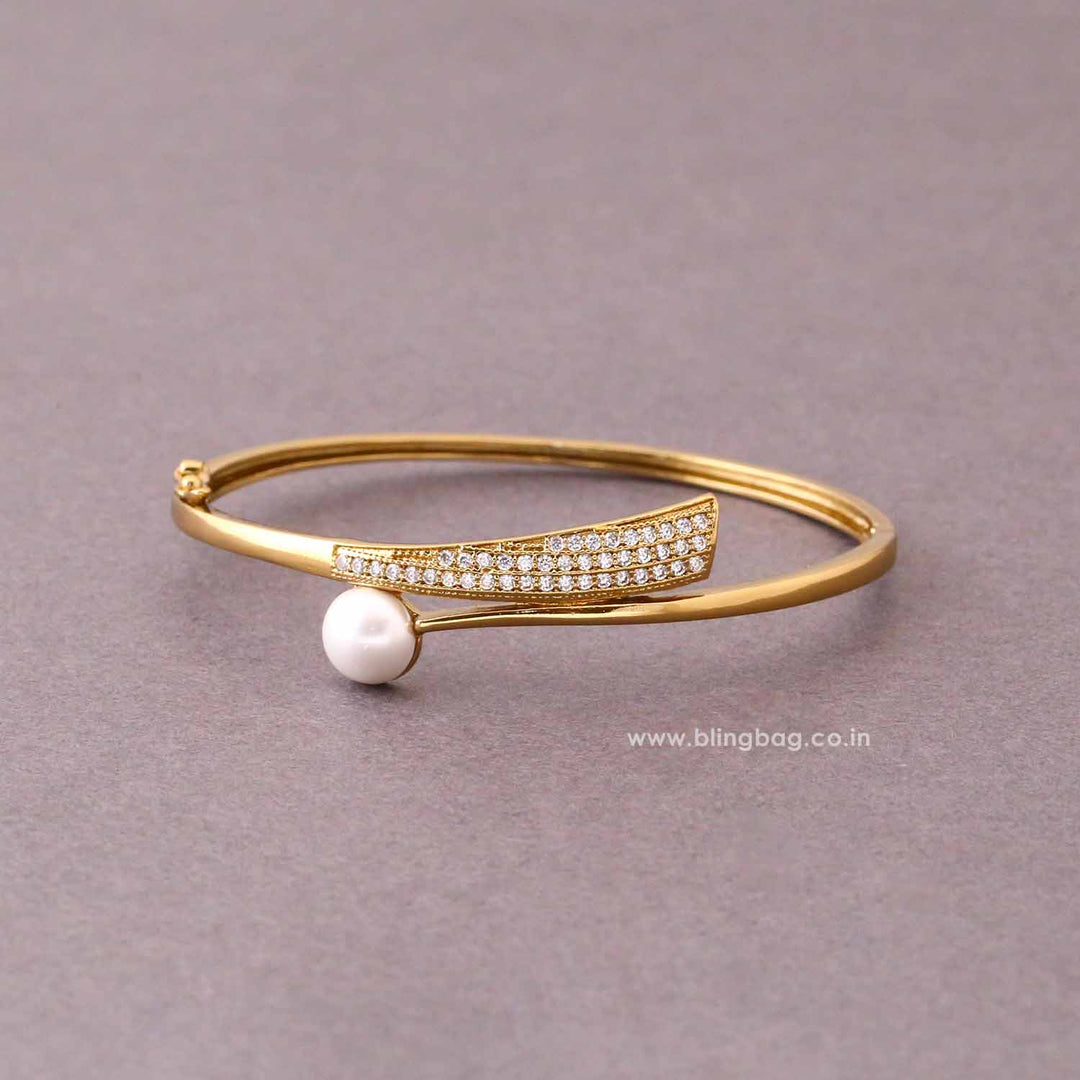 Golden Nina Bracelet