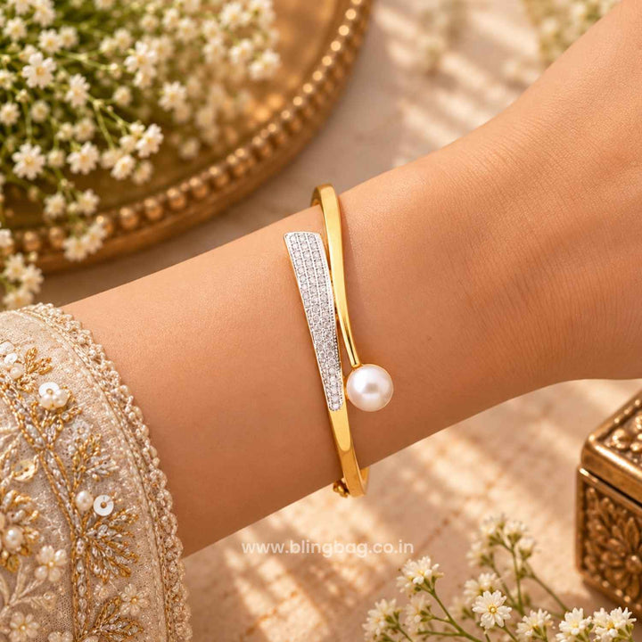 Golden Nina Bracelet