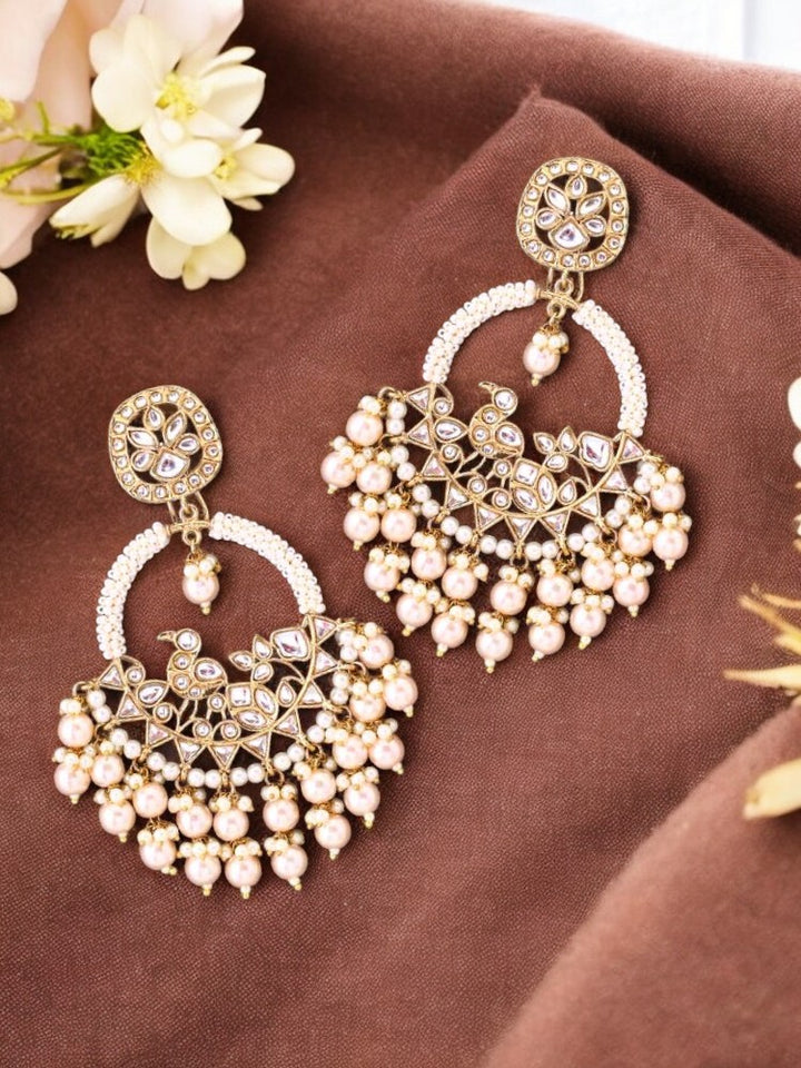 Golden Nishi chandbalis