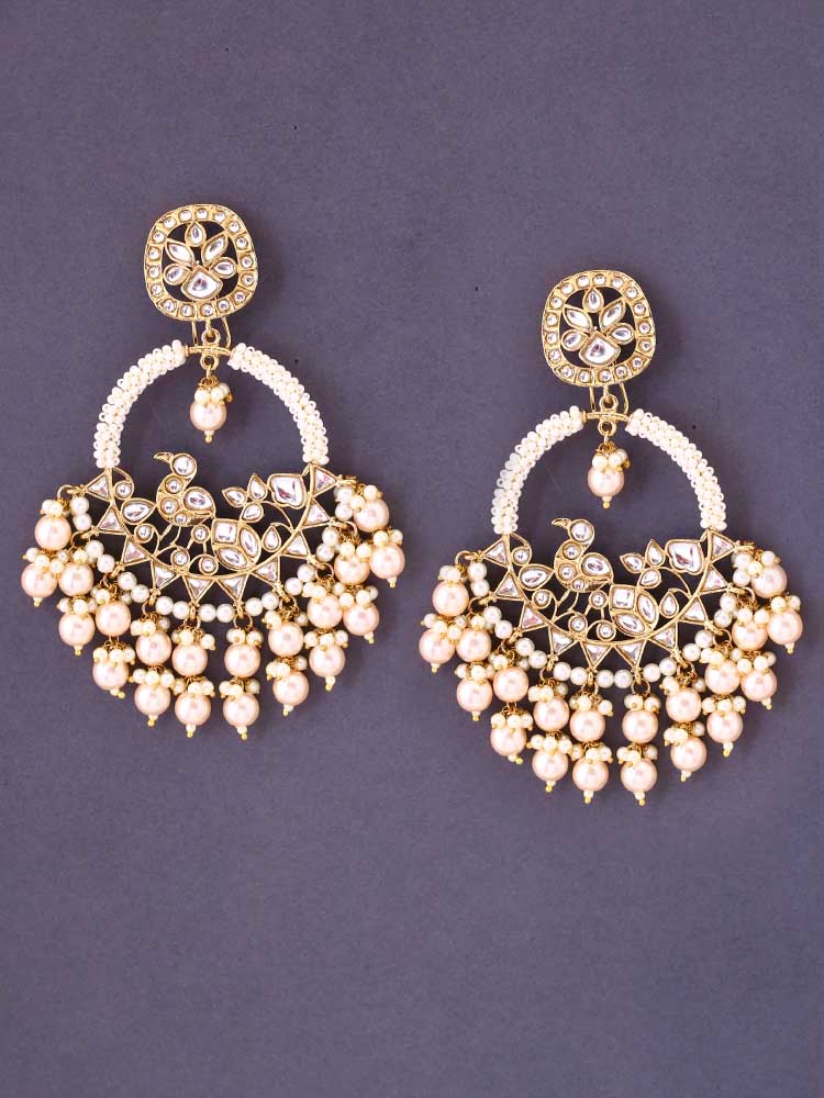 Golden Nishi chandbalis