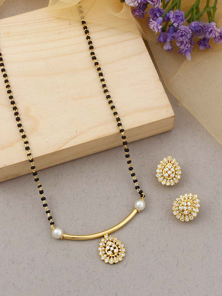 Golden Noemi Mangalsutra Set