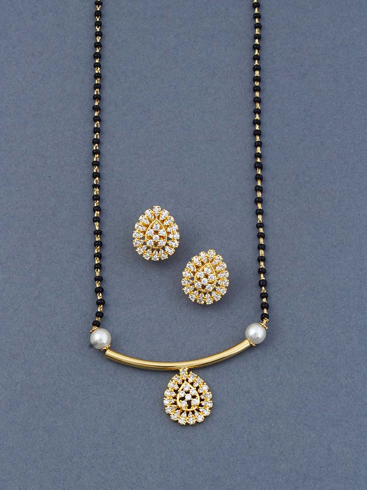 Golden Noemi Mangalsutra Set